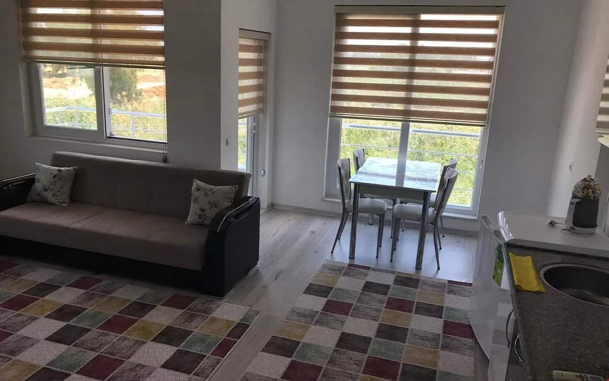 Apartment mit Balkon