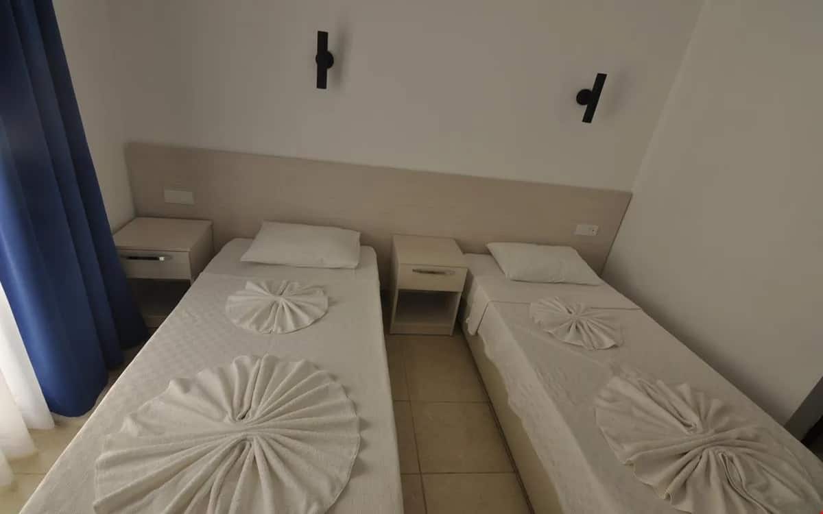 Standard-Doppel- oder Zweibettzimmer