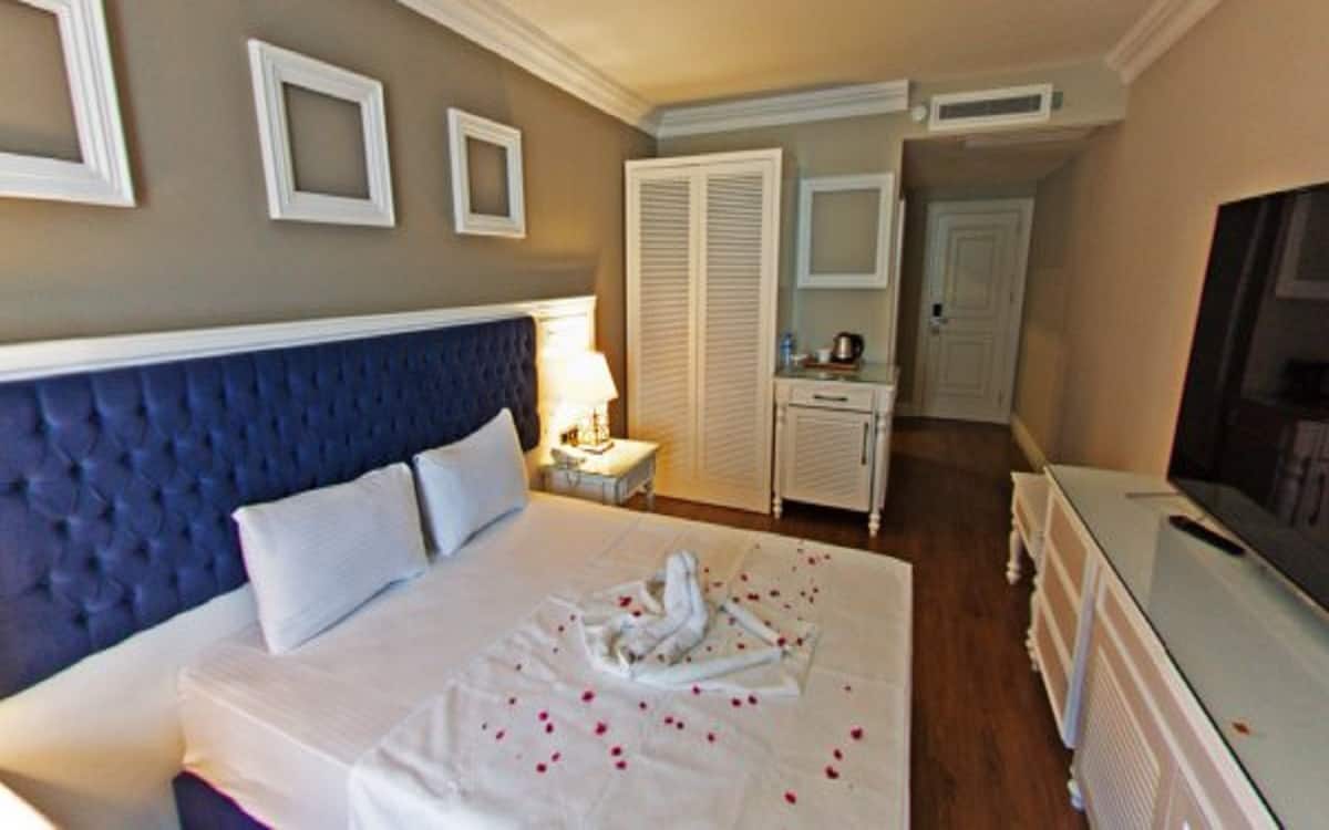 Two Single Beds or One Double Bed