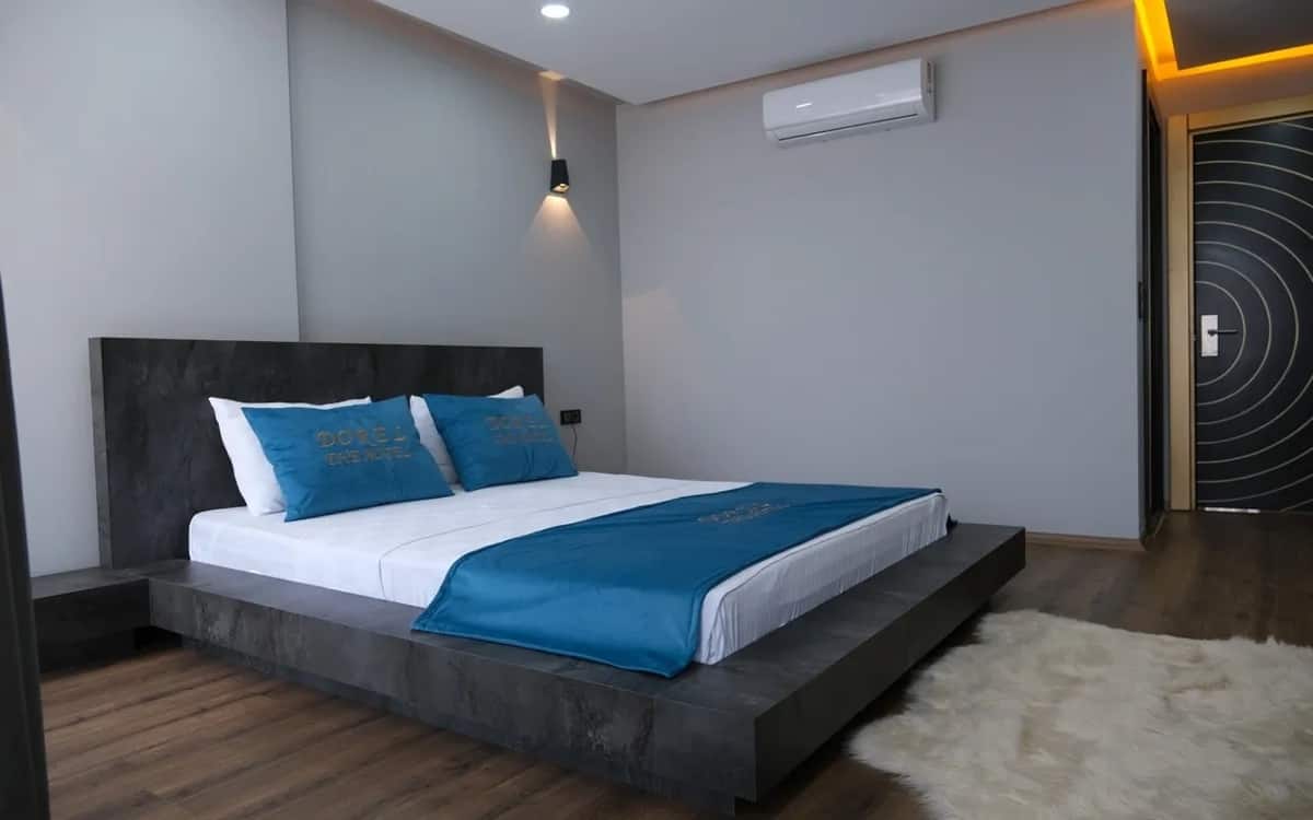 Corner Room