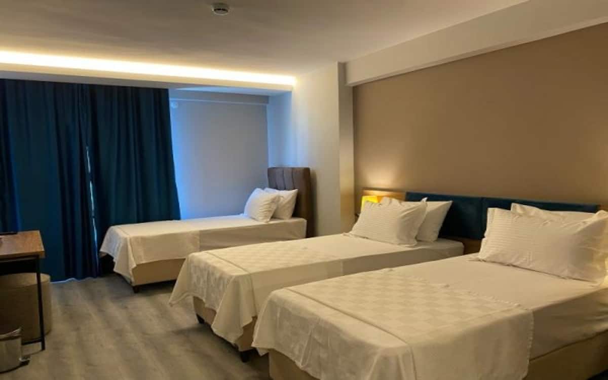 Deluxe-Dreibettzimmer