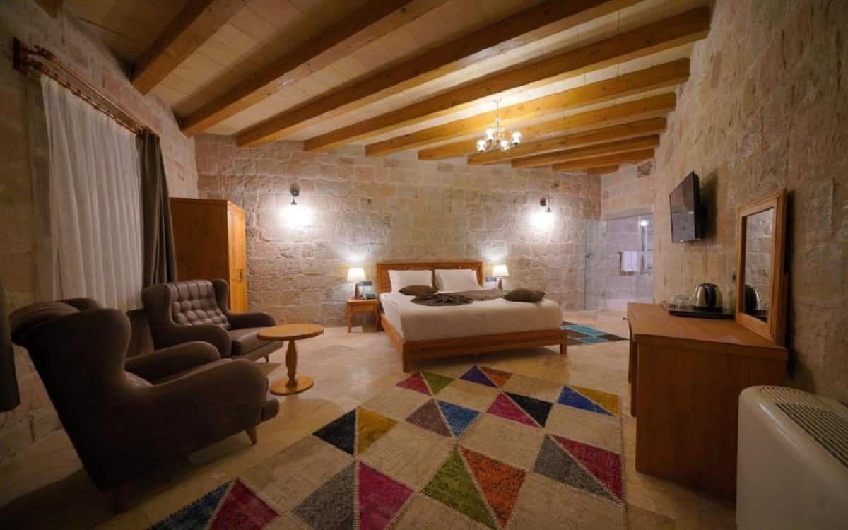 Standard-Doppel- oder Zweibettzimmer
