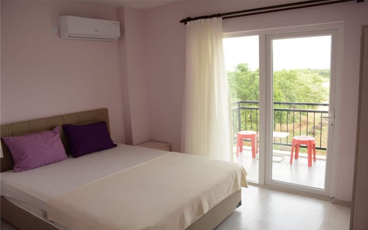 Zimmer mit Balkon