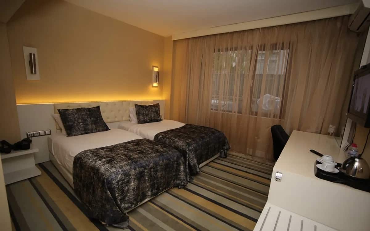 Doppelzimmer mit getrennten Betten