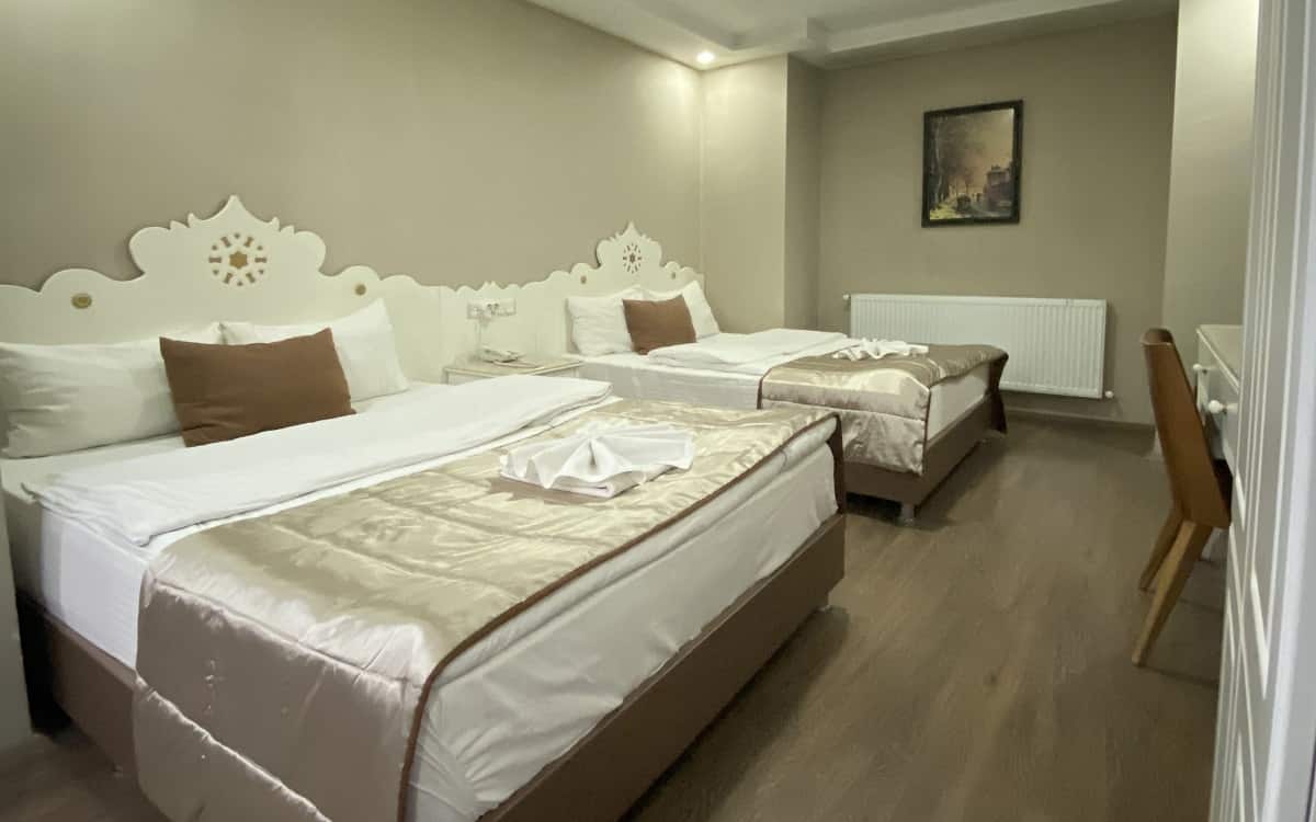 Dreibettzimmer
