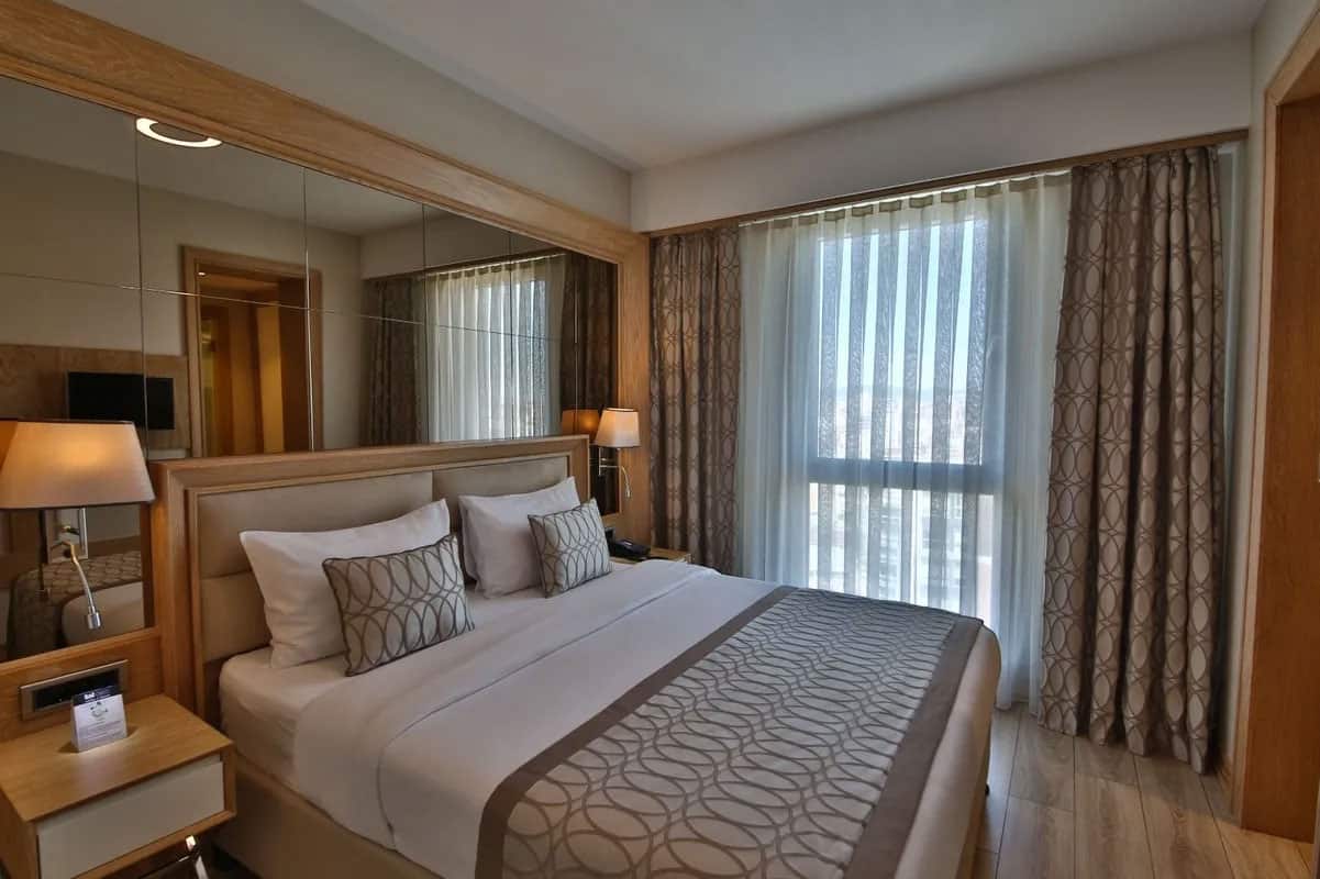 Panaromic Deluxe Suite