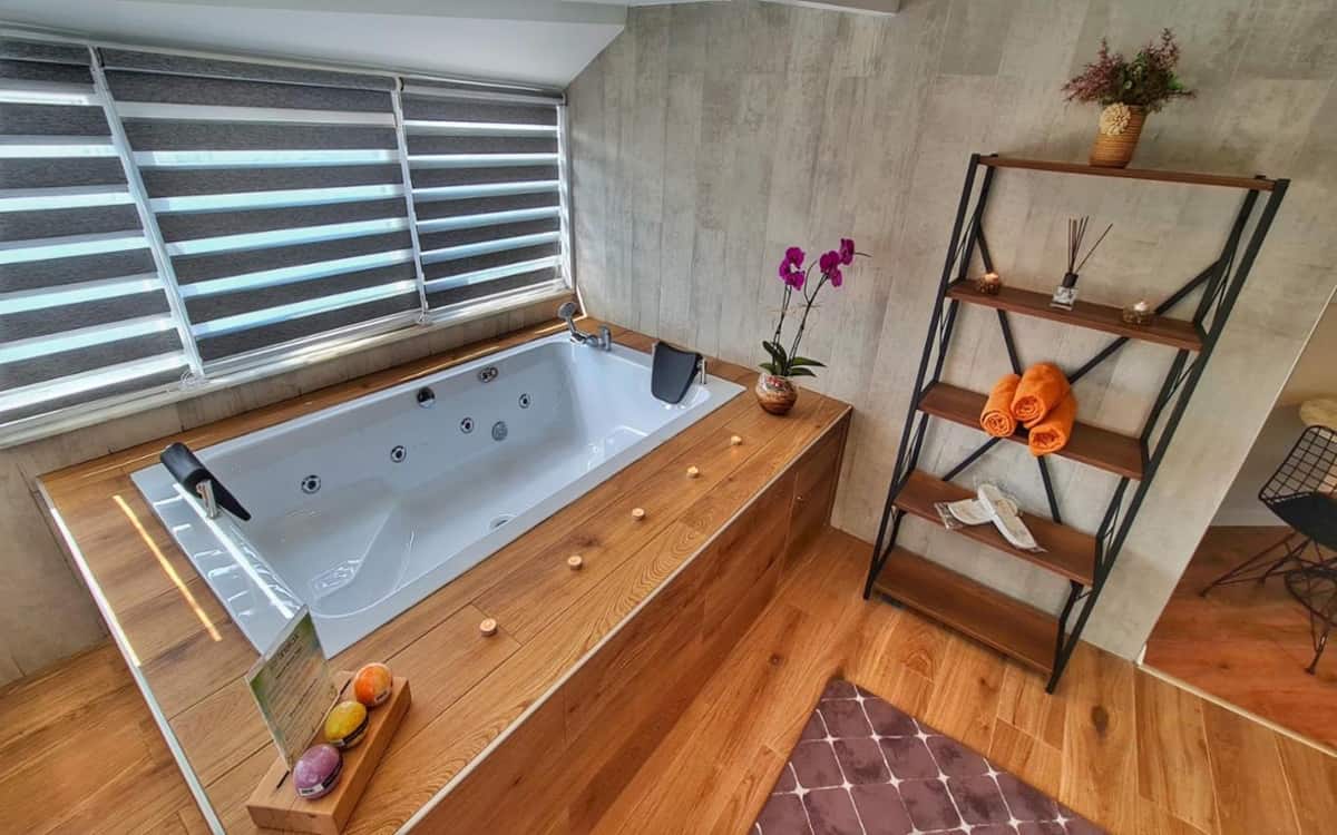 Zimmer mit Whirlpool