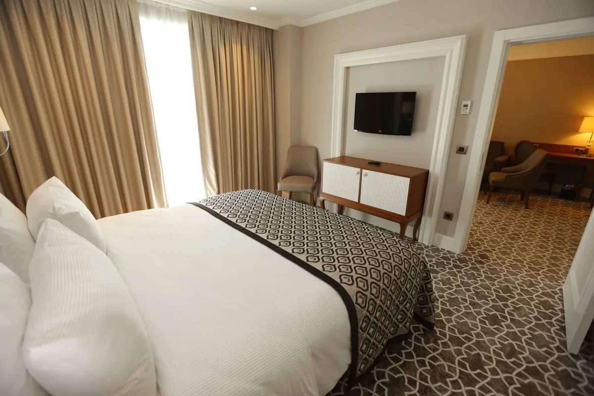 Connecting Family Room