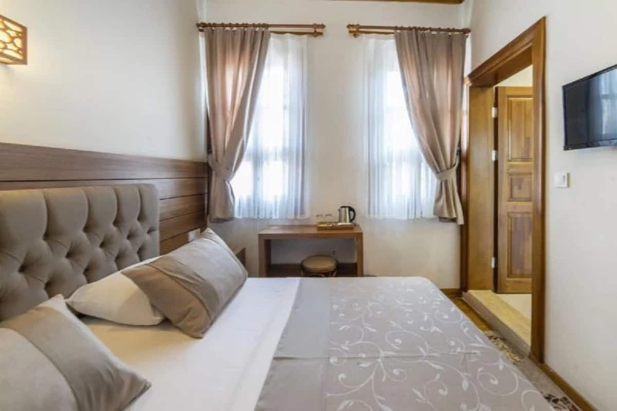 Junior Suite Room
