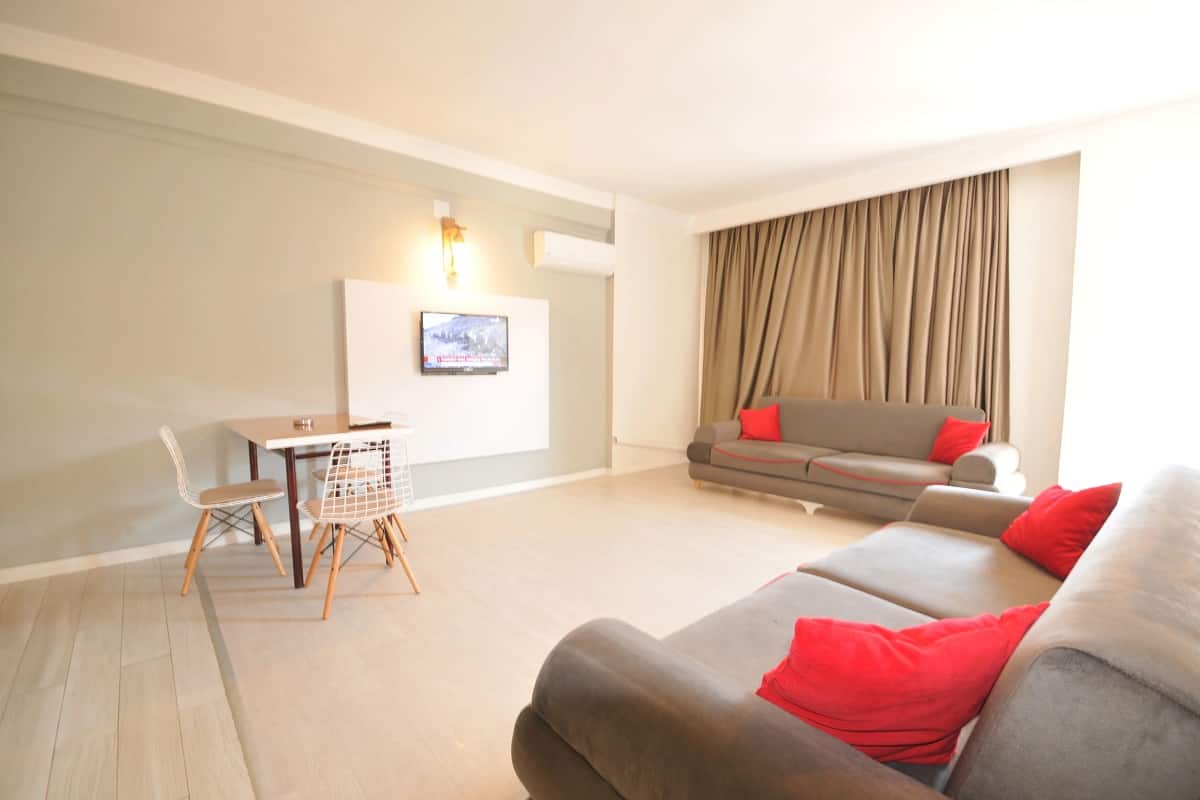 Apartment 1 1
