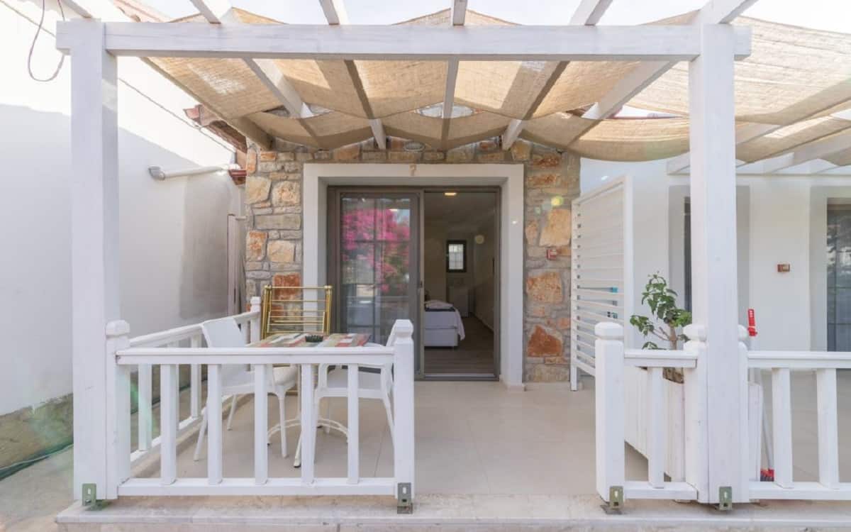 Mit Pergola-Balkon