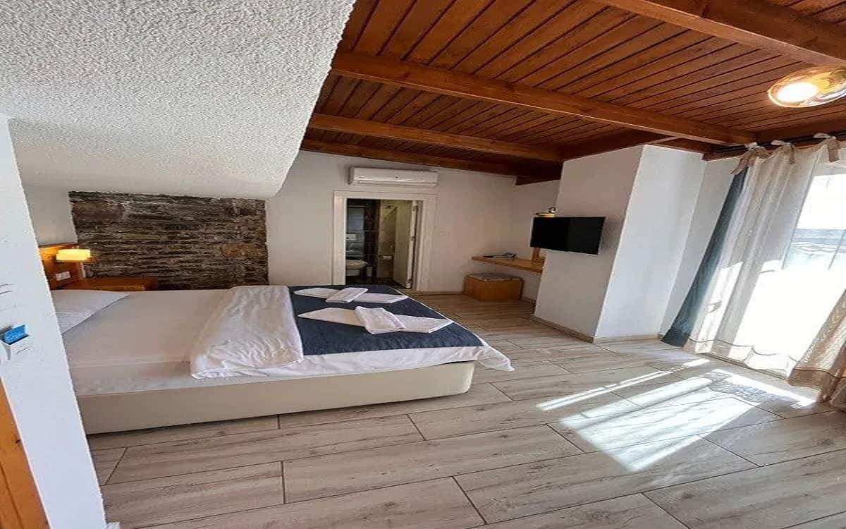 Zimmer, Bergblick und Meerblick