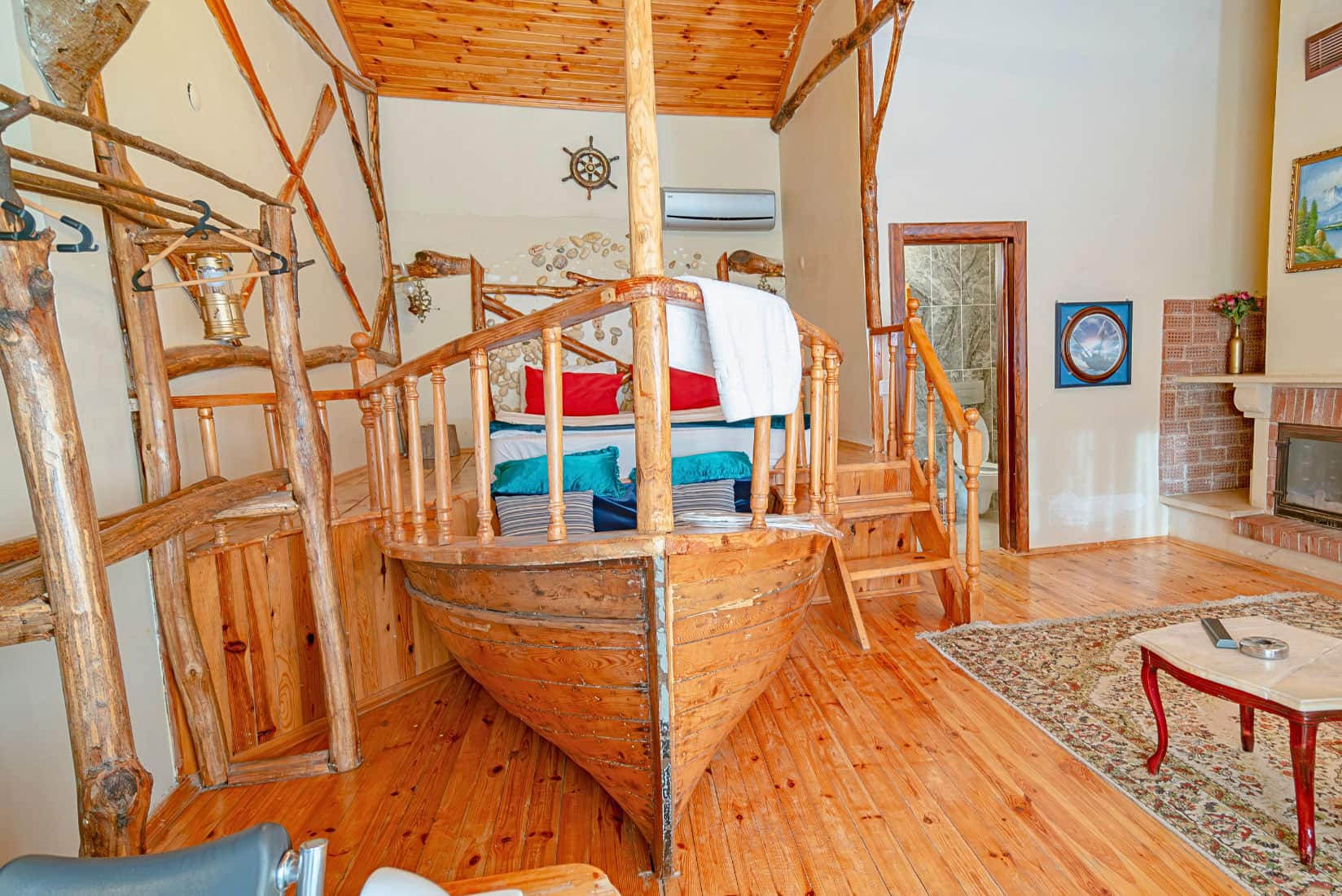 Masal Room 5 & with Fireplace and Jacuzzi