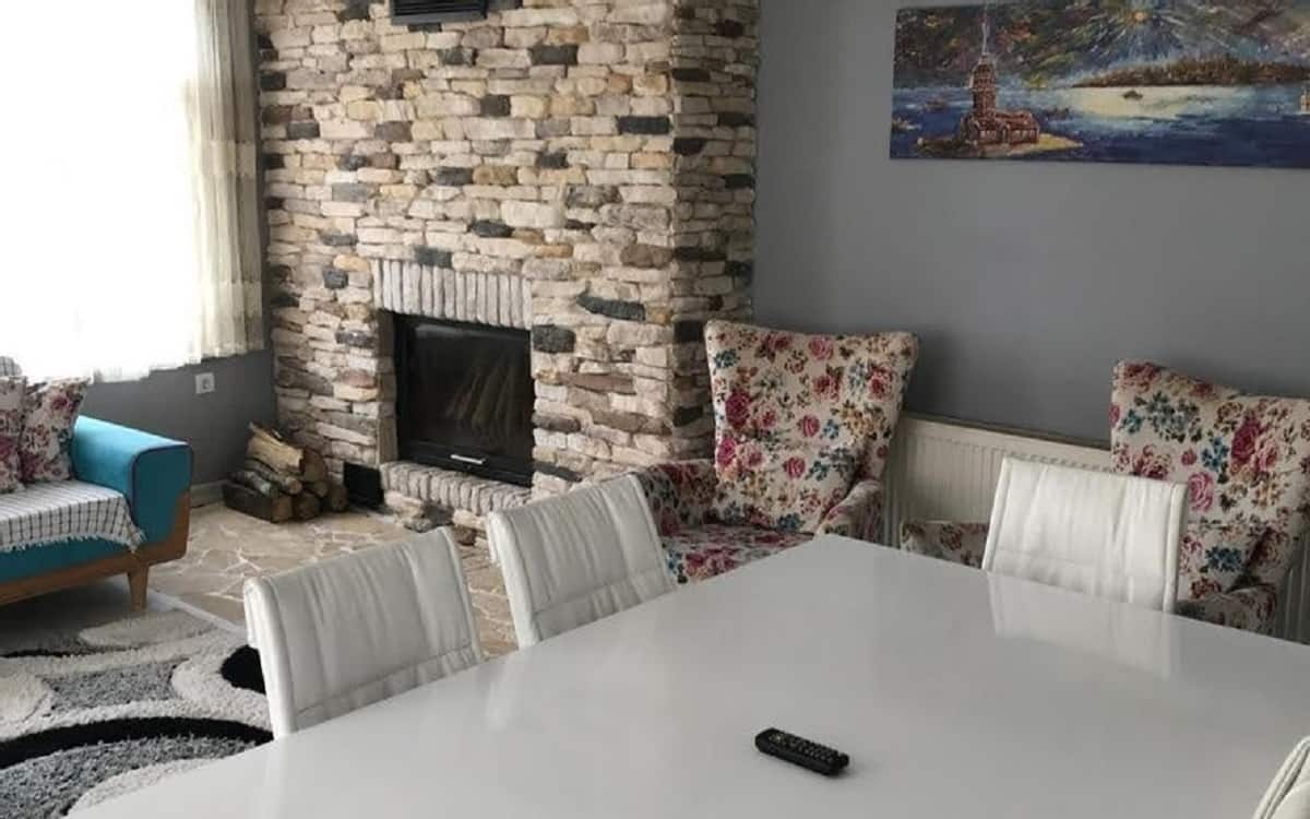 Apartment mit Kamin