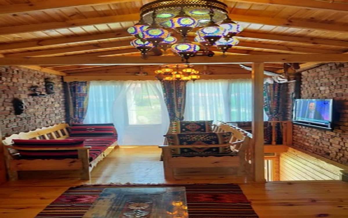 Authentisches Dorfhaus mit orientalischer Sitzecke