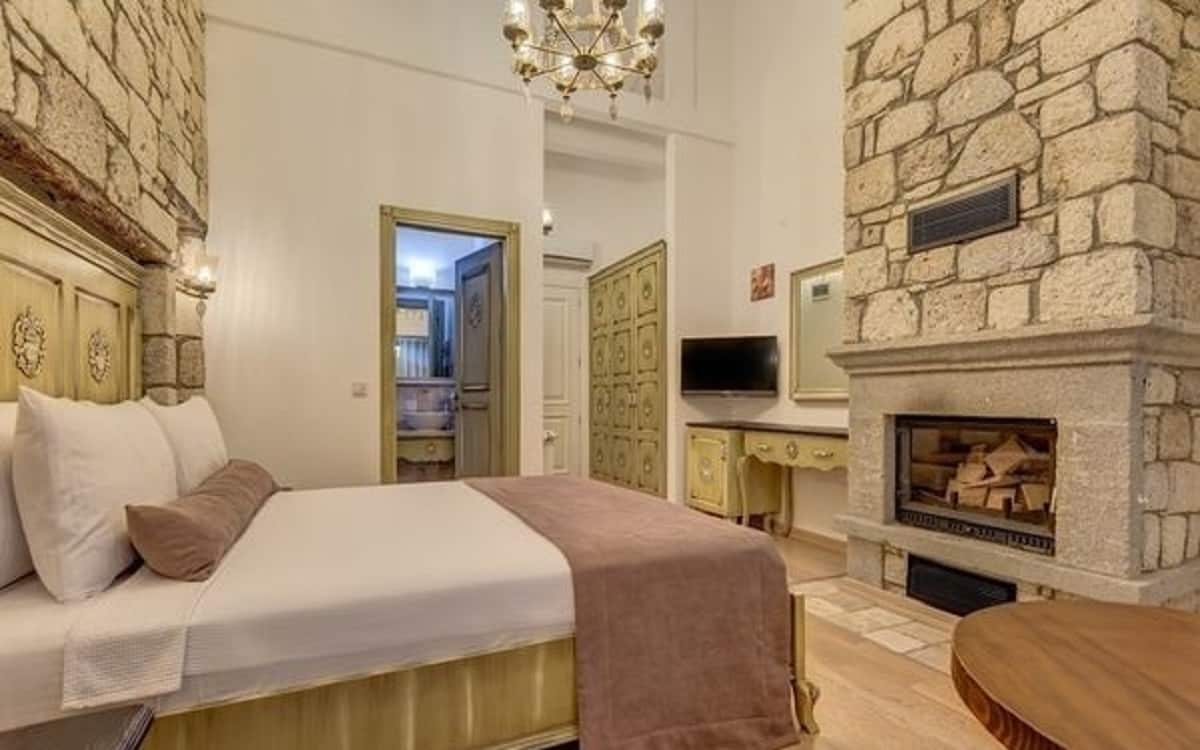 Cumbalı, Şömine, Şehir Manzaralı
