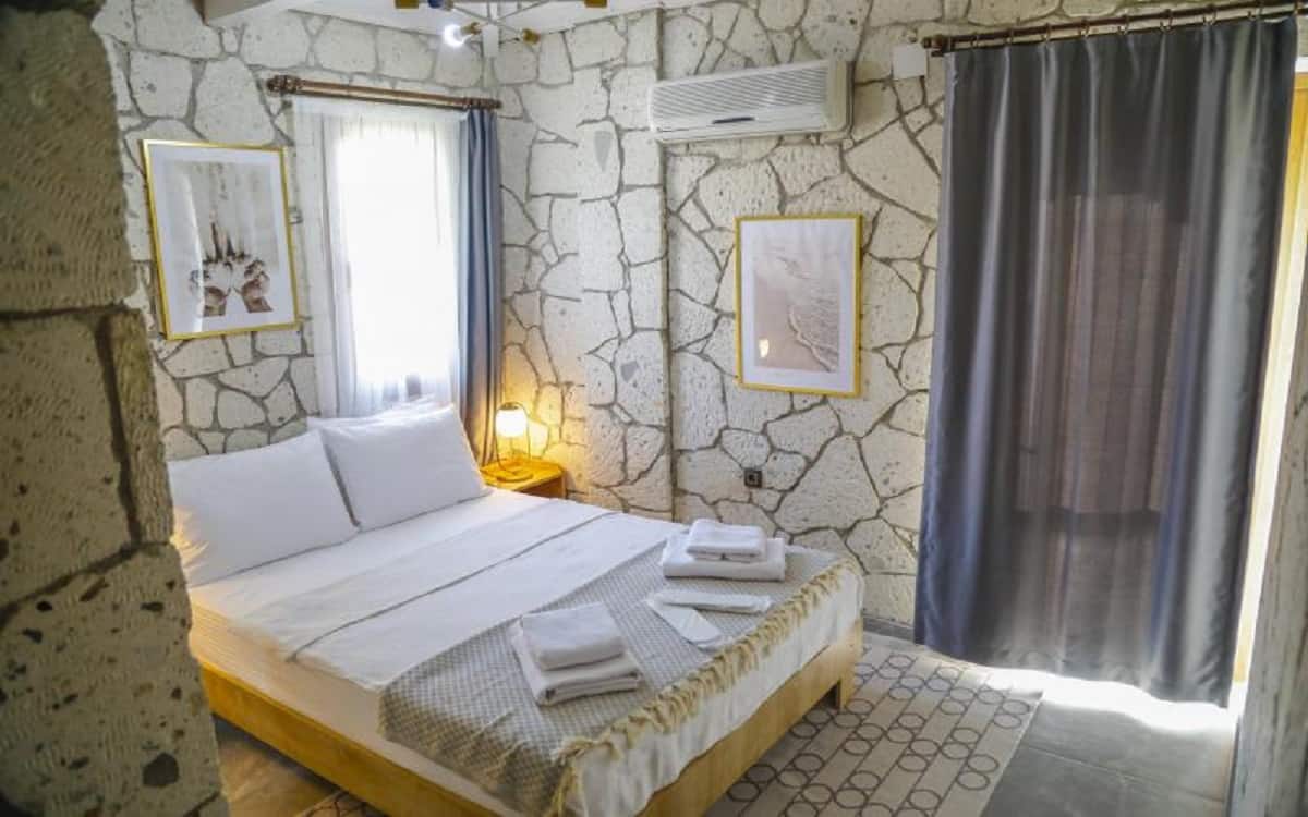 Steinzimmer