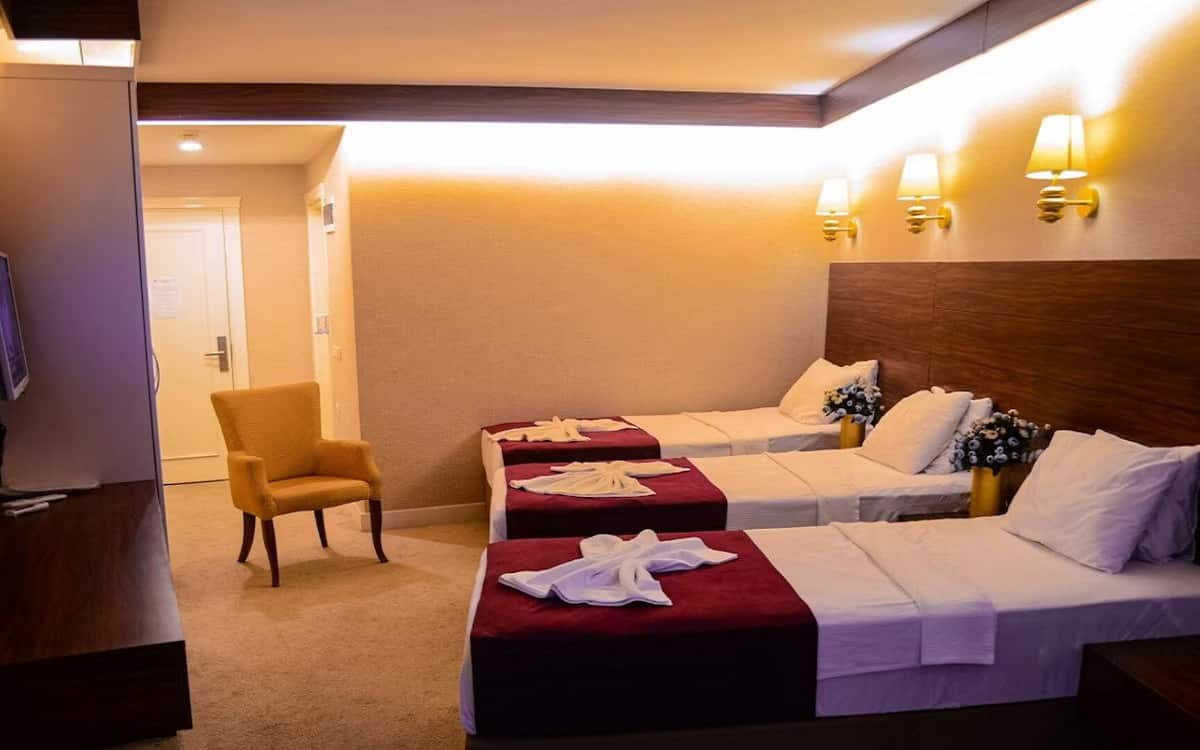 Standard-Dreibettzimmer