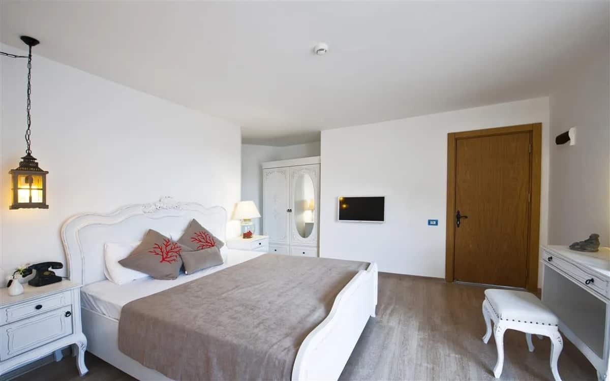 Room with Terrace