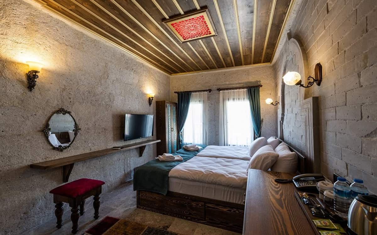 Sinesos stone deluxe room
