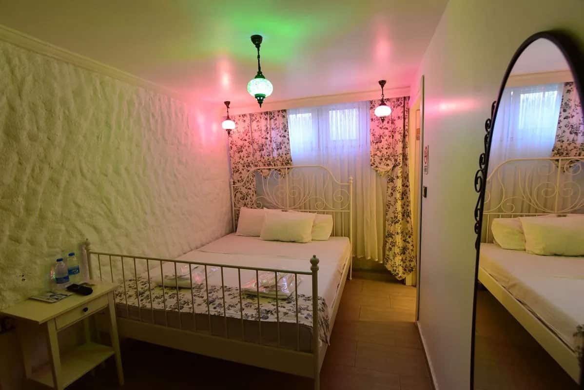 Untergeschoss-Zimmer