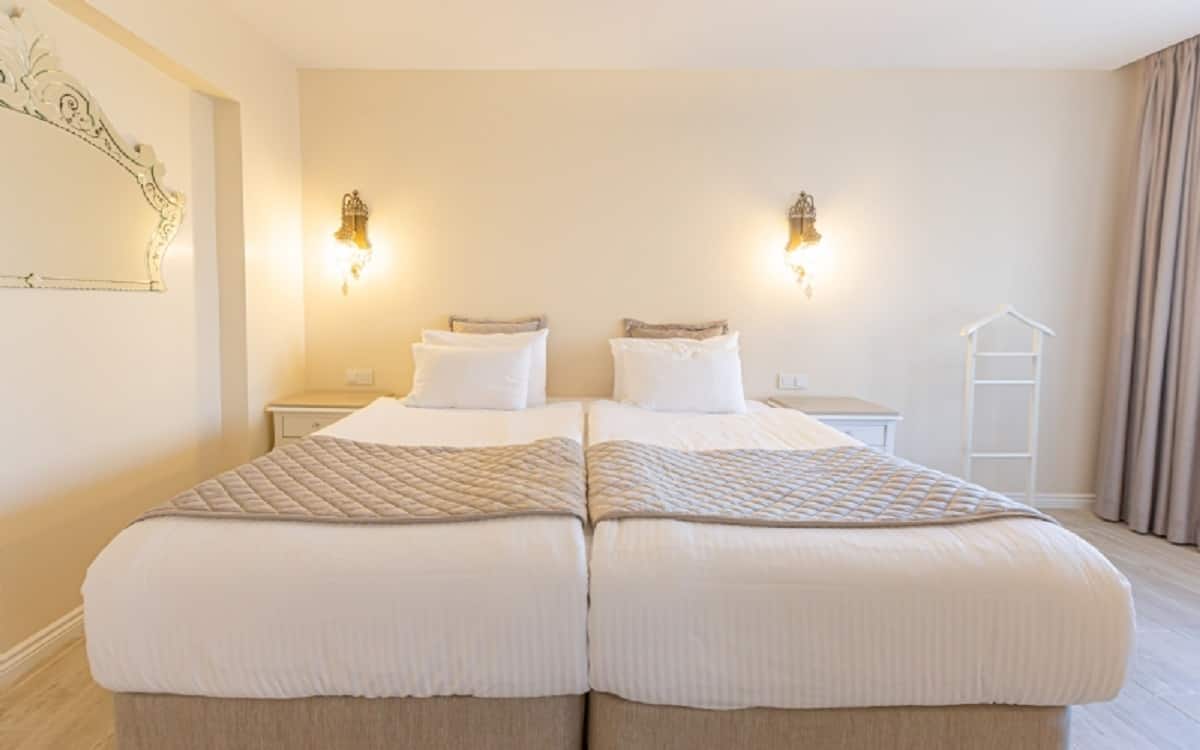 Doppel / Zweibett