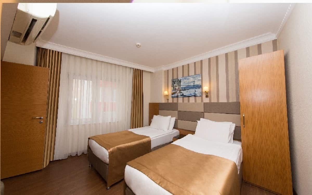 Standard-Doppel- oder Zweibettzimmer