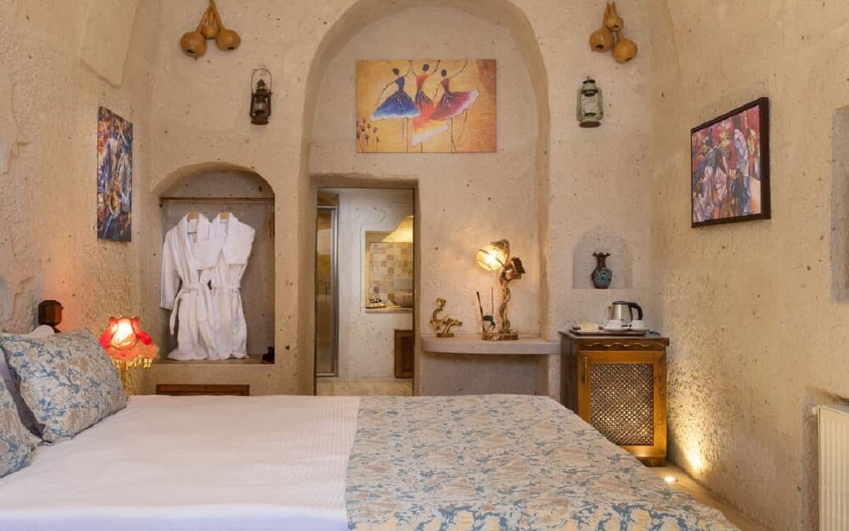 Steinzimmer