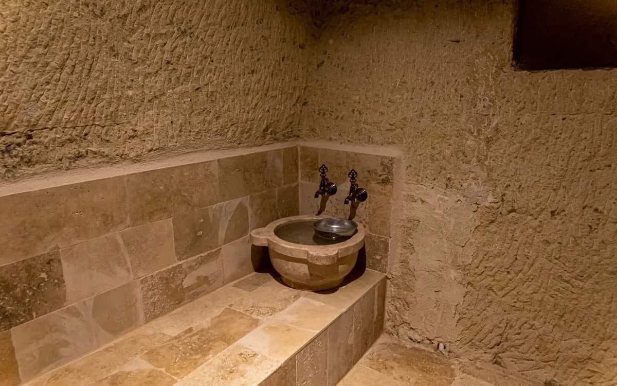ديلوكس مع حمّام