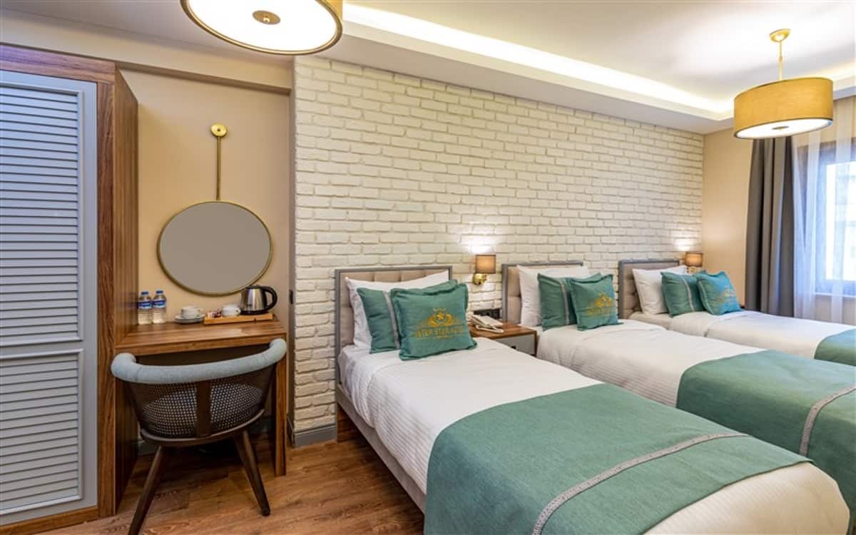 Standard-Dreibettzimmer