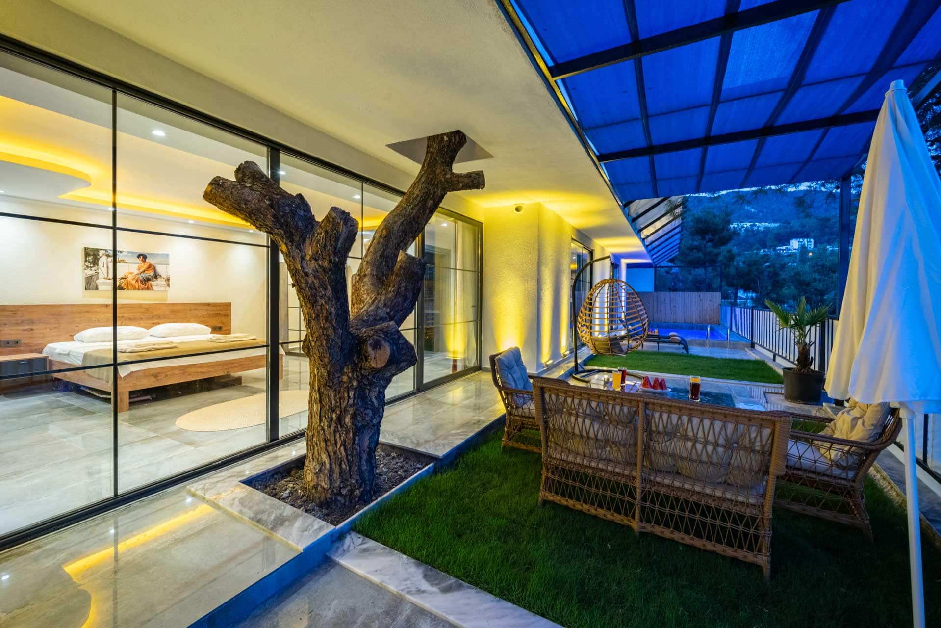 Hill Stones Korunaklı Havuzlu suite 1