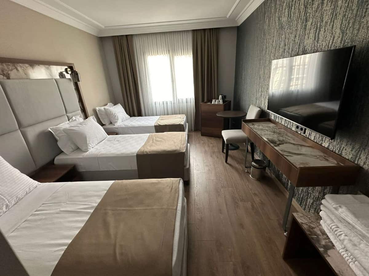 Dreibettzimmer