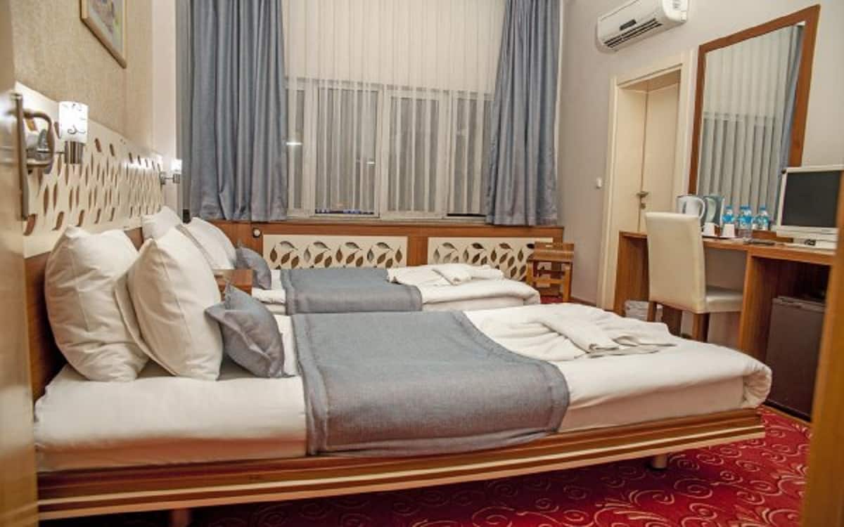 Standard-Dreibettzimmer