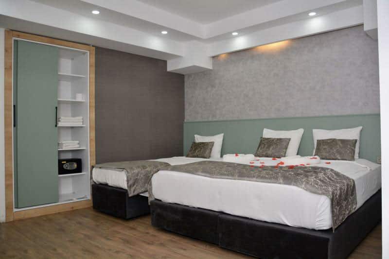 Dreibettzimmer