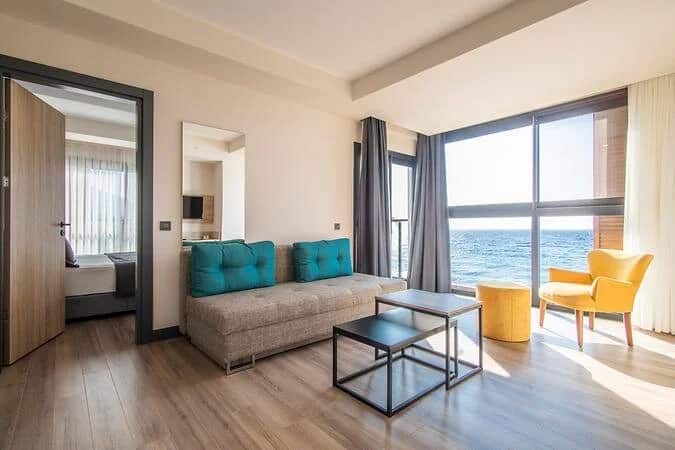 Maia Suite Room