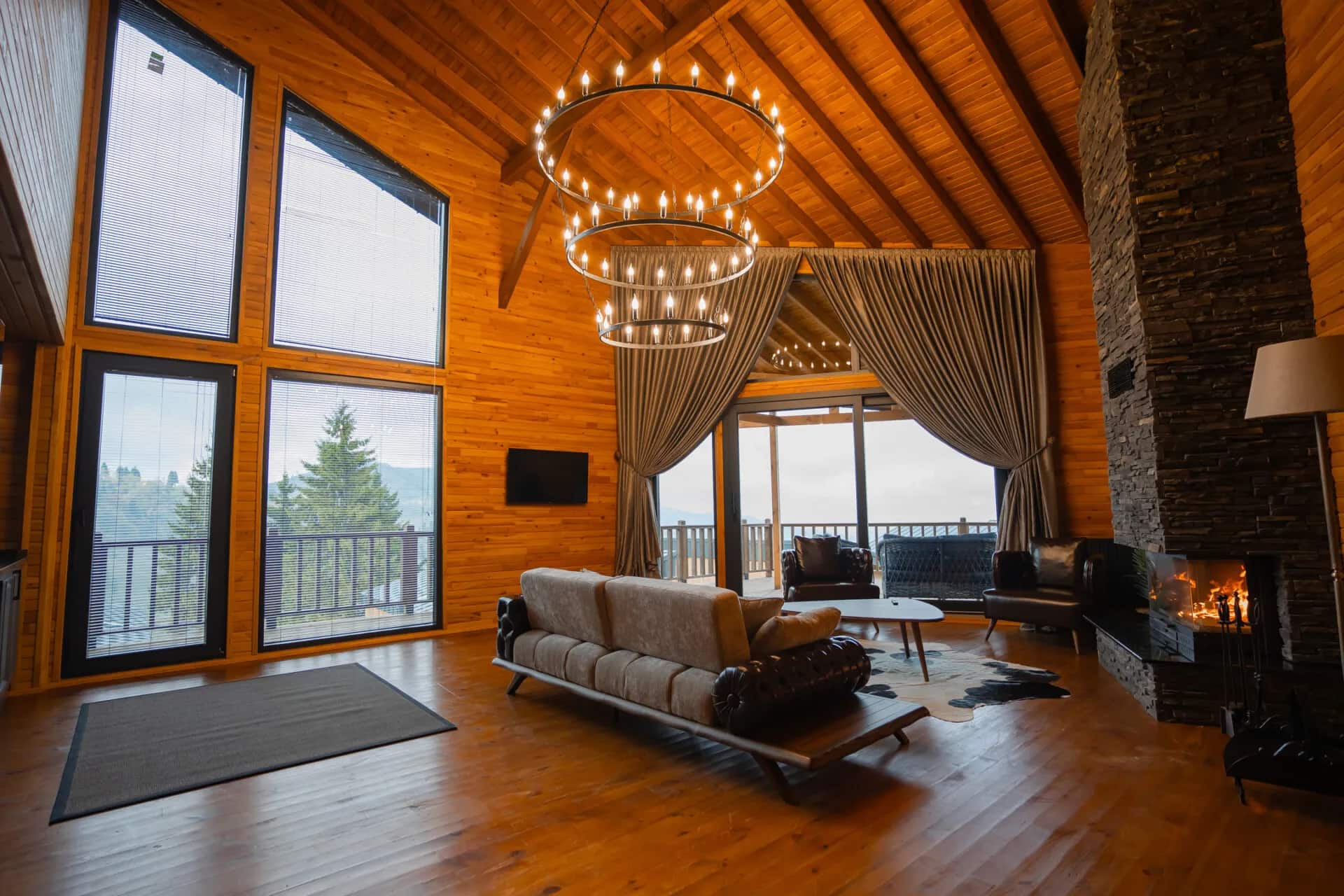 VIP-Familiensuite mit Kamin (4+1)