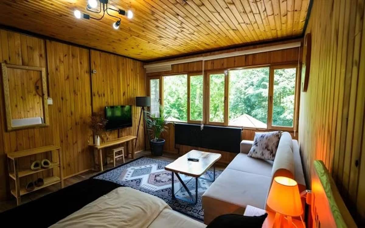 Servetiye-Bungalow ohne Balkon, Waldblick