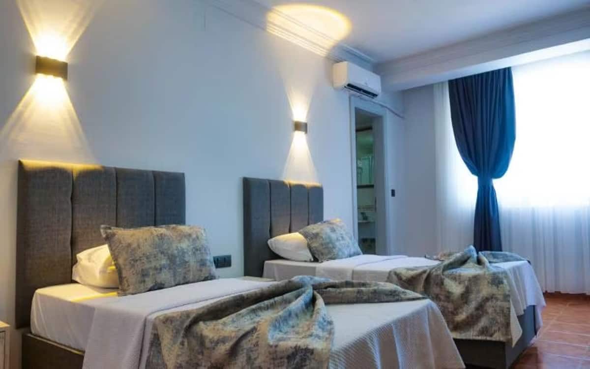 Standard-Zweibettzimmer mit Balkon, Bergblick