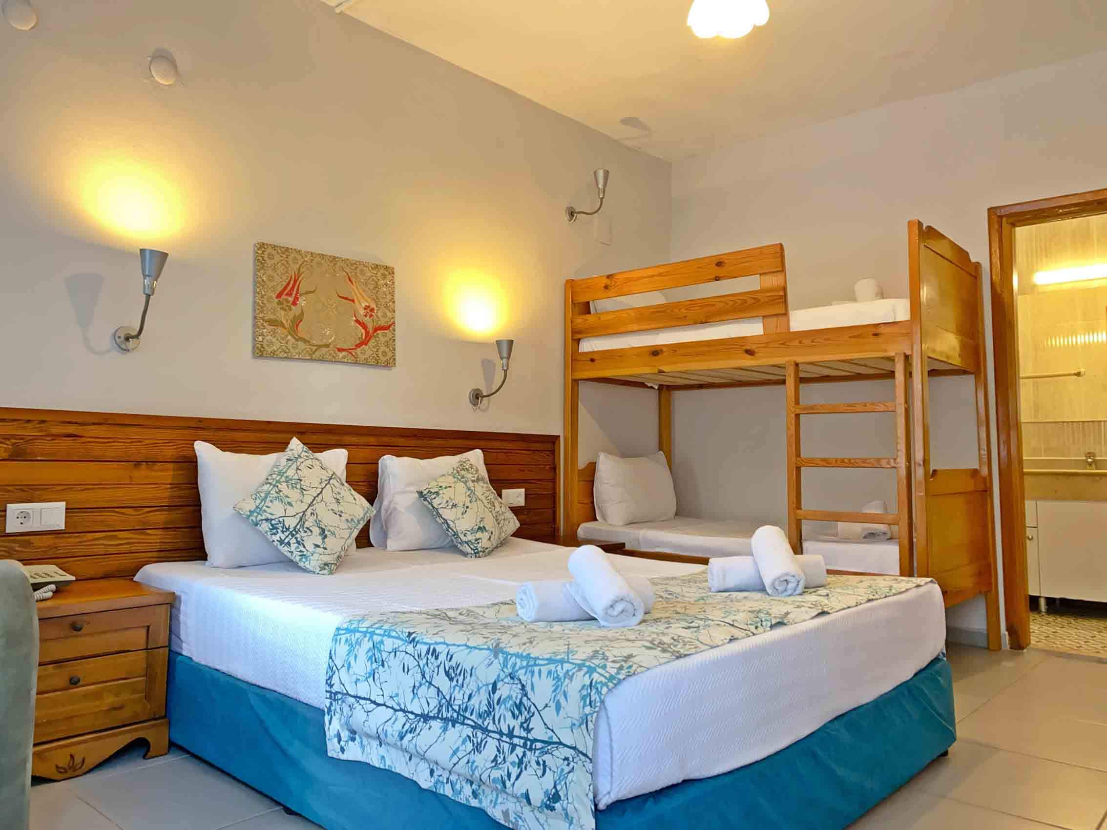 Standard-Zimmer mit Etagenbetten