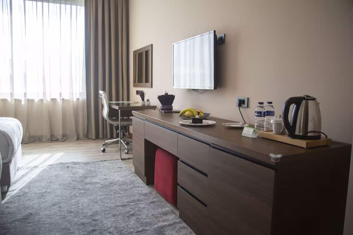 barrierefrei-Deluxe-Zimmer mit 1 Kingsize-Bett