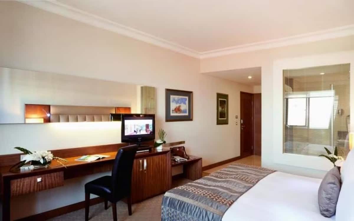 Executive-Zweibettzimmer, seitlicher Meerblick