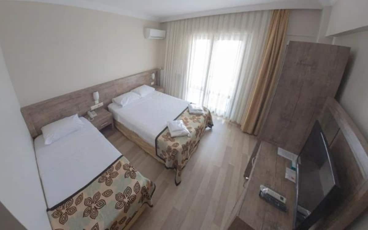 Standard-Dreibettzimmer mit Balkon, Meerblick