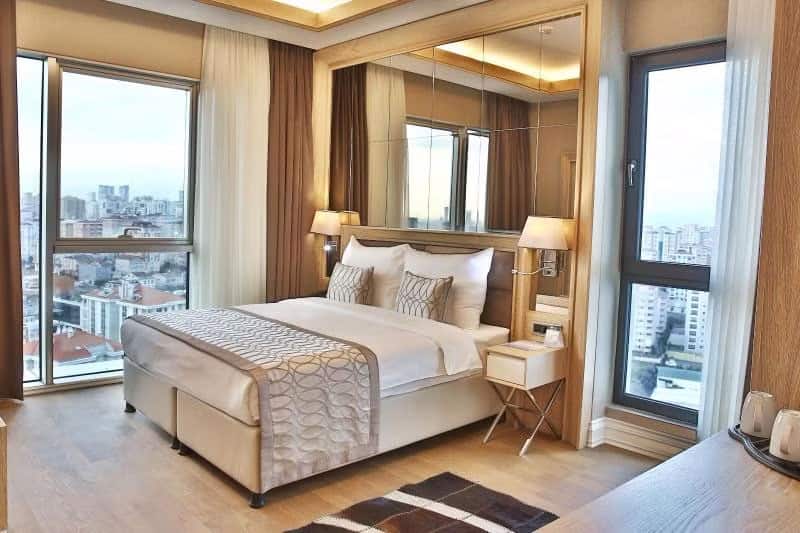 King Suite 2402