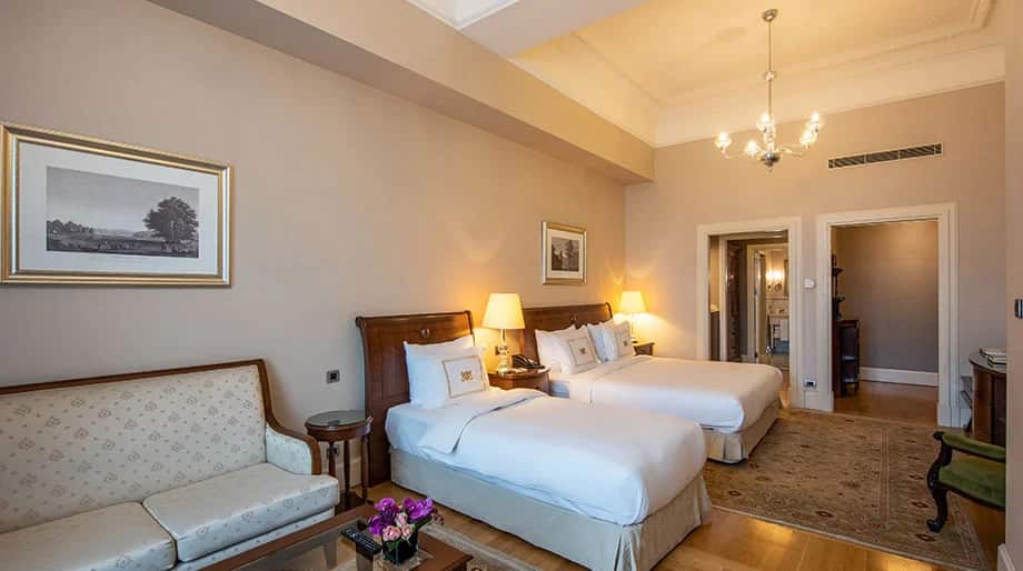 Grand-PERA-Zimmer mit 3 Betten