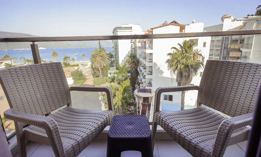 Standard-Zimmer, Meerblick und Poolblick