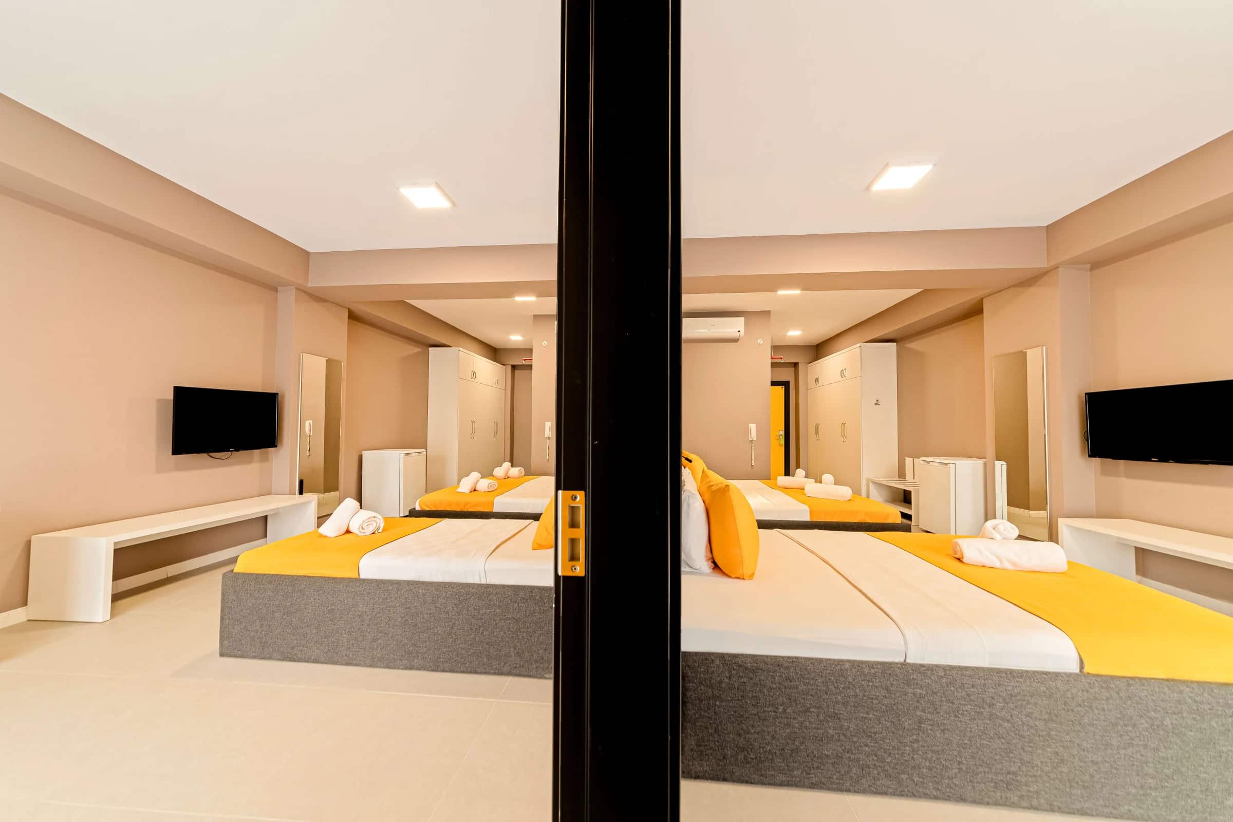 Connecting Room, Garden View