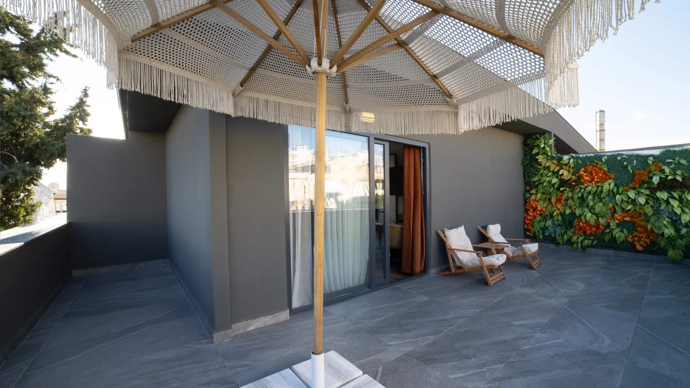 Deluxe Terrace Room