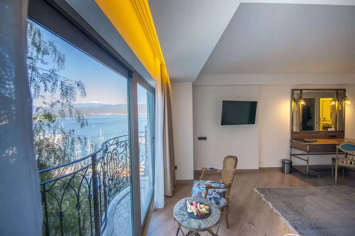 Classic-Zimmer, seitlicher Meerblick
