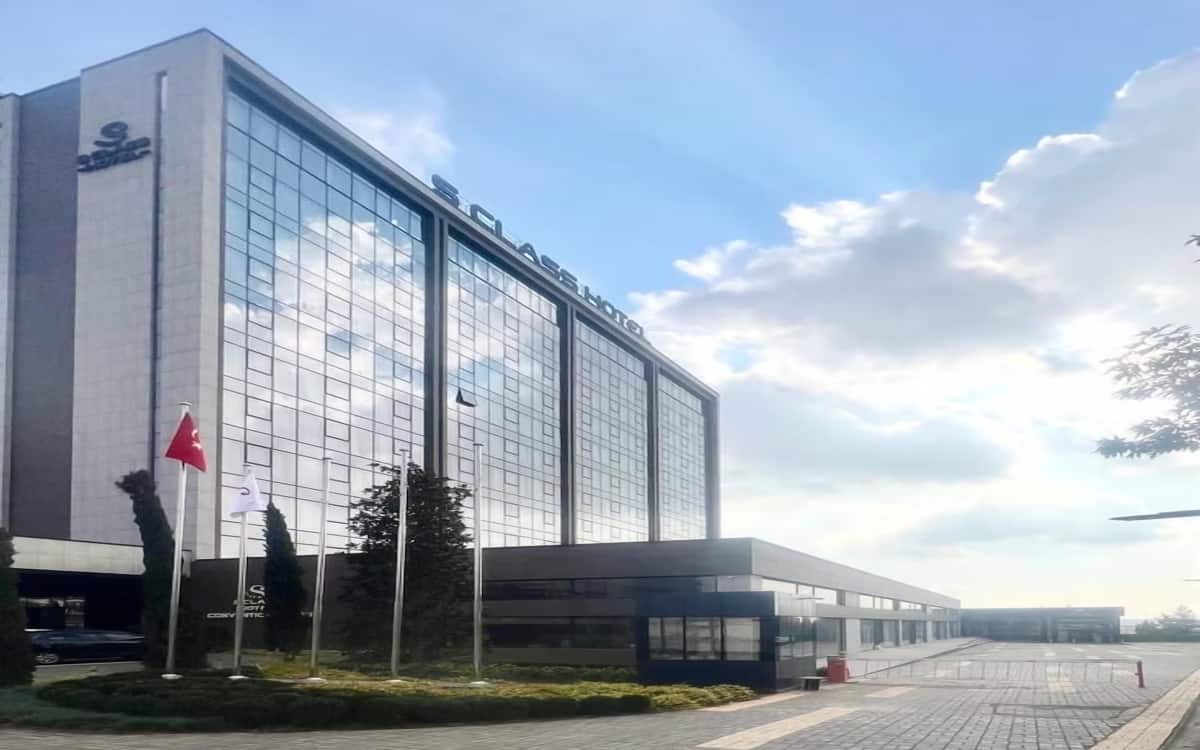 S Class Hotel & Convetion Center