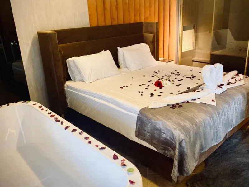 Mad Inn Hotel Spa 12